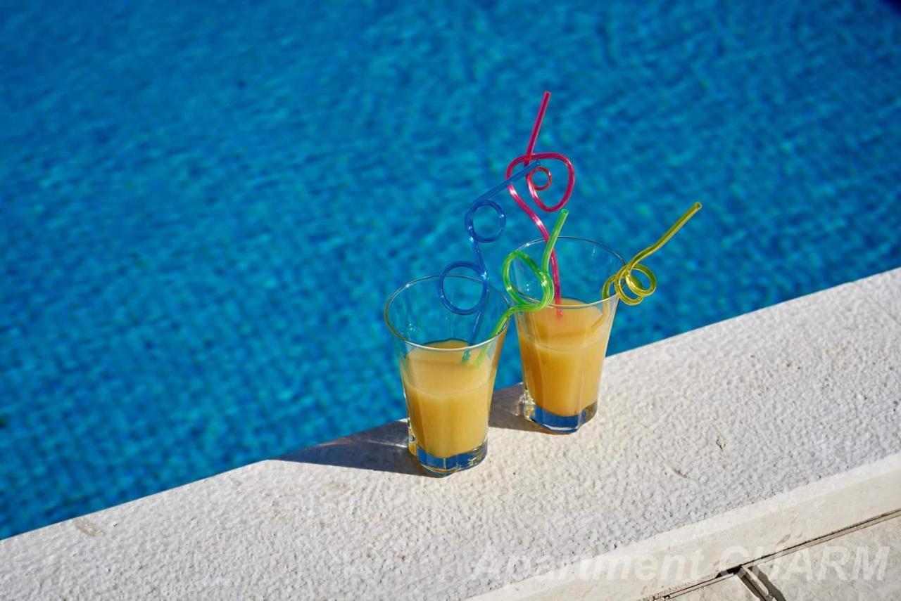Luxury Apartment Charm With Pool Trogir Exterior foto